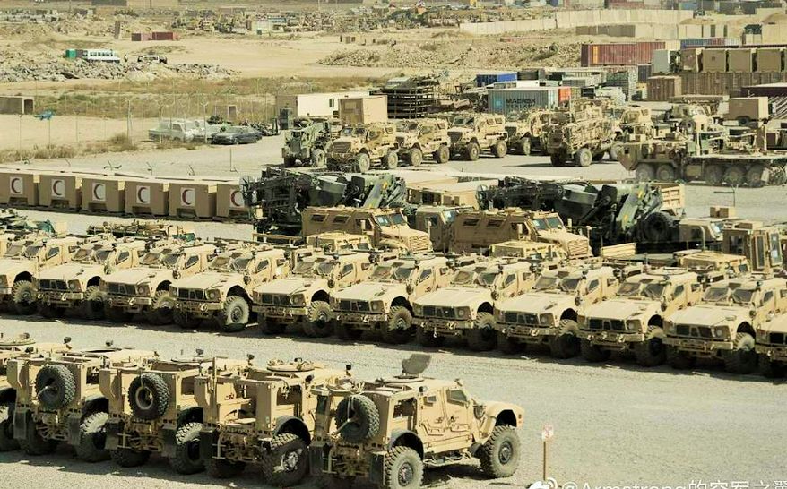 США оставили в Афганистане огромное количество оружия. Против кого его используют талибы?