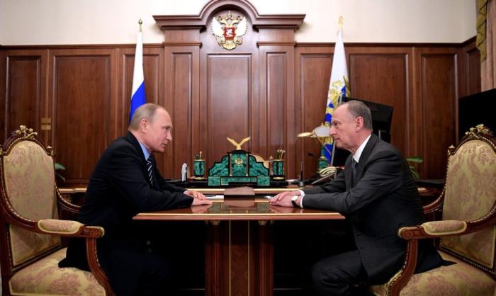 Президент России Владимир Путин и секретарь Совета Безопасности Николай Патрушев 