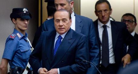 Бывший премьер-министр Италии Сильвио Берлускони в роли обвиняемого