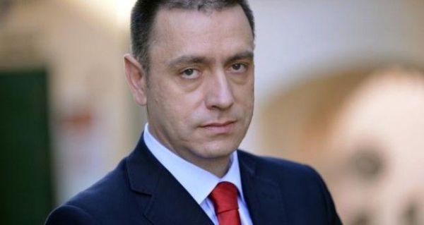 Министр обороны Румынии Михай Фифор