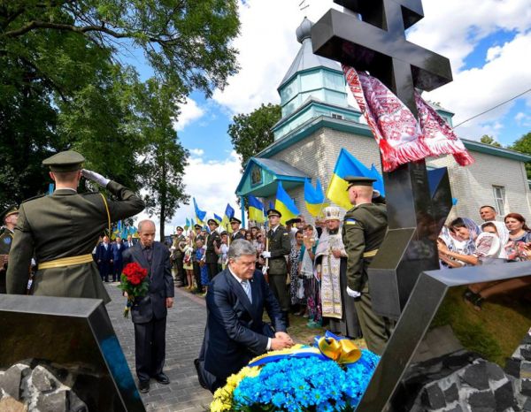 Пётр Порошенко в Сахрыни.