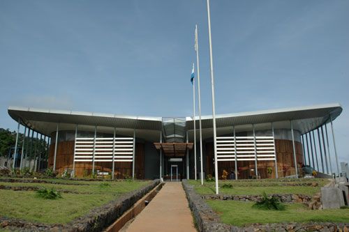 Специальный суд по Сьерра-Леоне