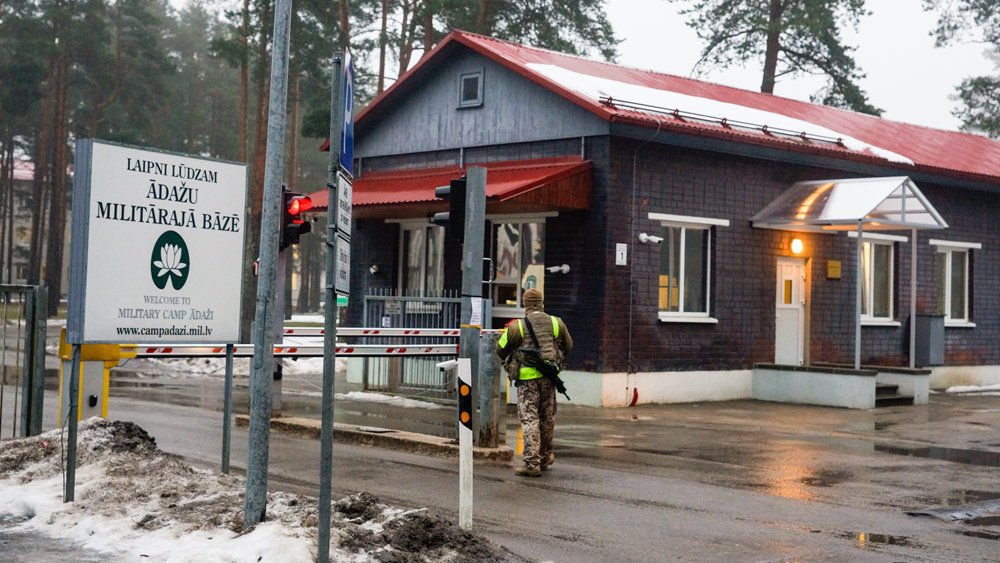 Военный городок в Адажи