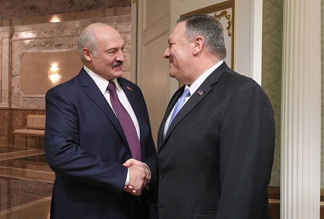 Госсекретарь США Майк Помпео и президент Беларуси Александр Лукашенко, источник –president.gov.by
