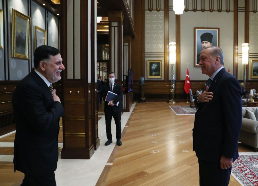 Встреча Сарраджа и Эрдогана в «Белом дворце» турецкого президента