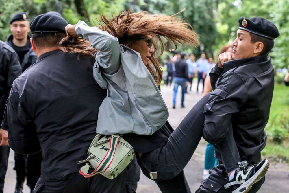 Протесты в Алма-Ате, лето 2019 г.