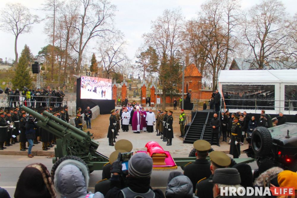 Перезахоронение Калиновского