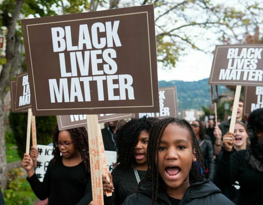 Приоритет чёрных жизней перед белыми стал в США политическим фактом