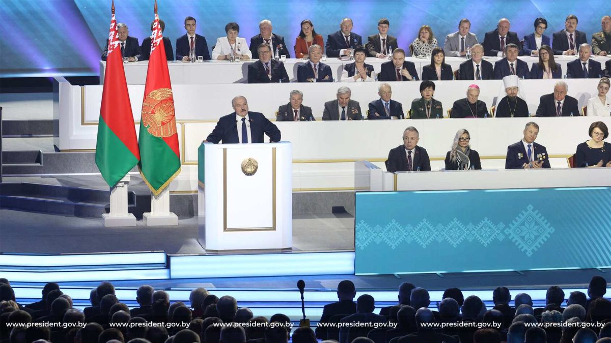 Президент Белоруссии Александр Лукашенко на VI Всебелорусском народном собрании