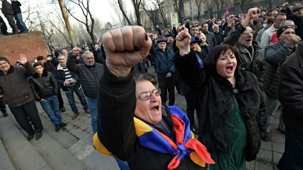 Оппозиция Армении не верит Пашиняну