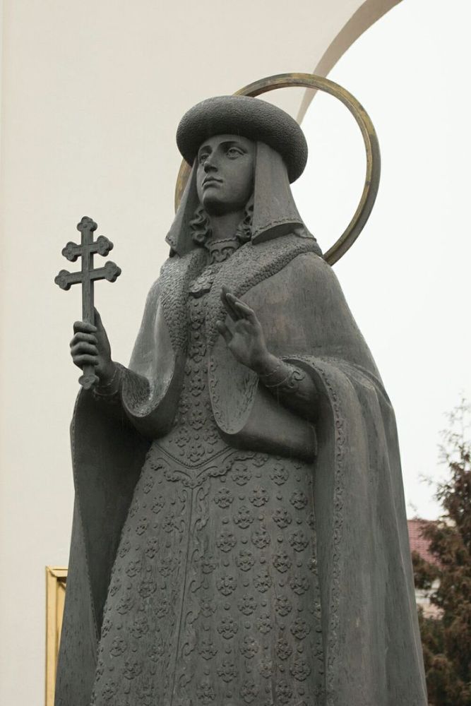 Памятник Софии в Слуцке