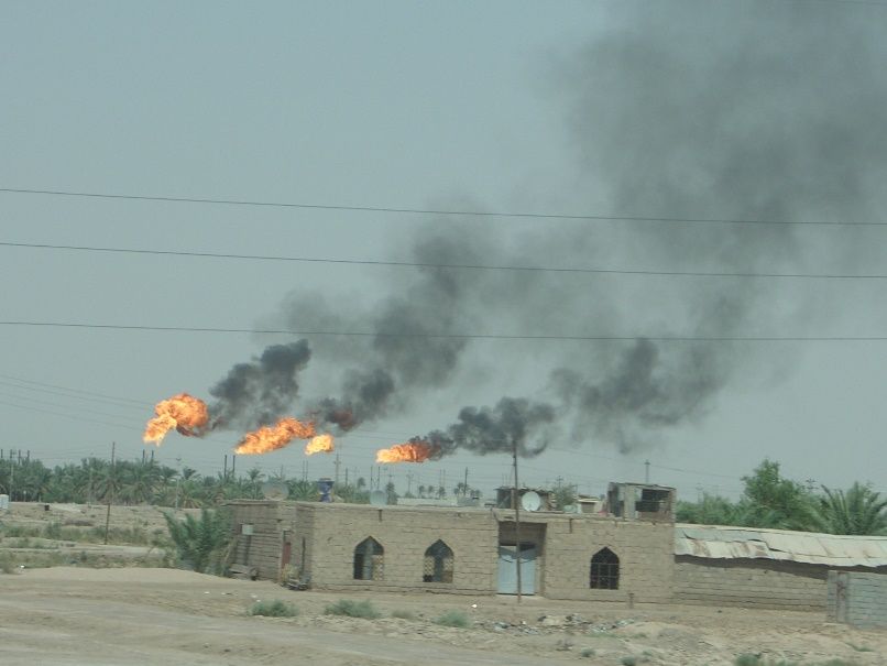 Нефтяные поля в Ираке