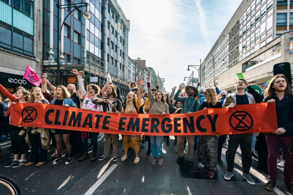 24 сентября почти в 100 странах мира прошел так называемый глобальный экологический протест