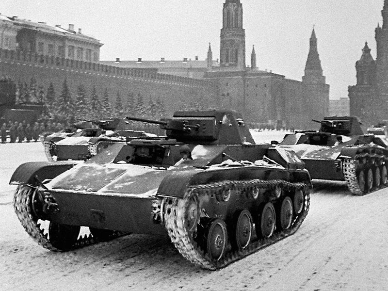Военный парад 7 ноября 1941 года на Красной площади в Москве