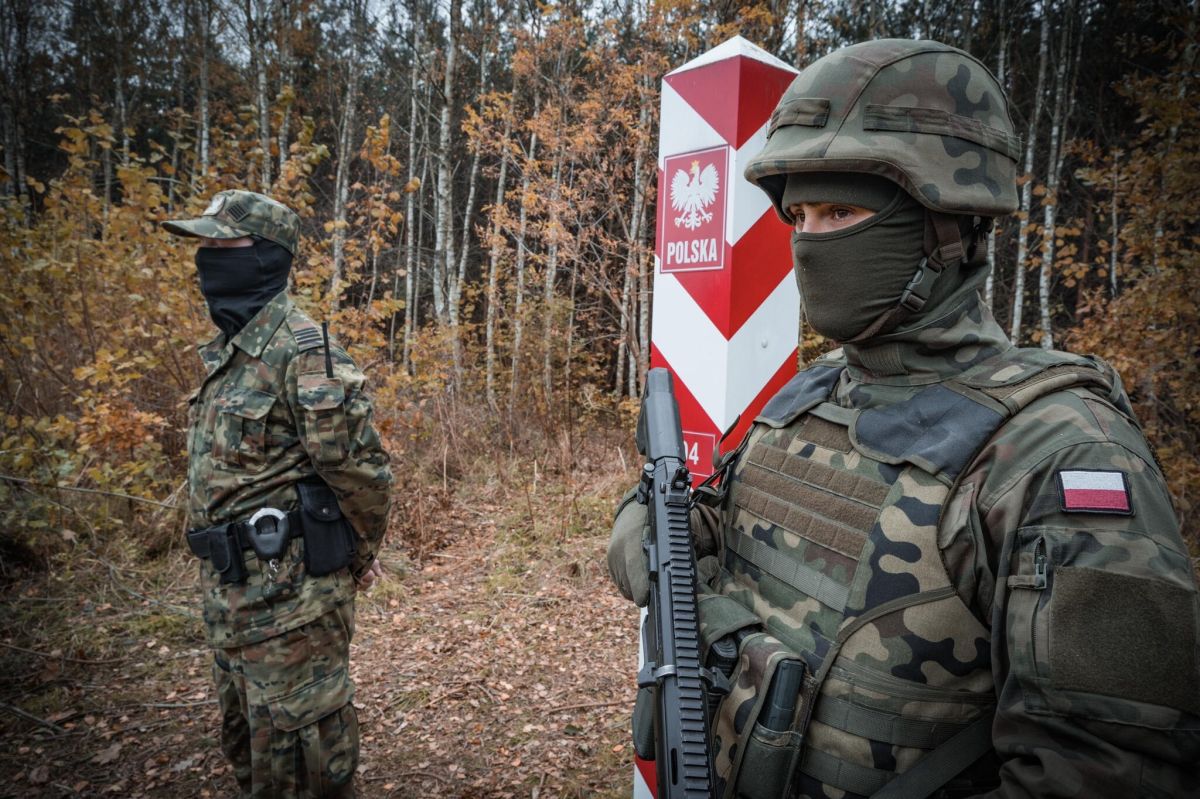 Польские пограничники сообщили о десятках нелегалов, пытавшихся прорваться из Белоруссии