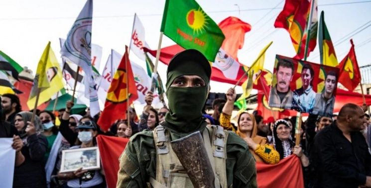 Демонстрация курдов против наступления турецких сил на Иракский Курдистан