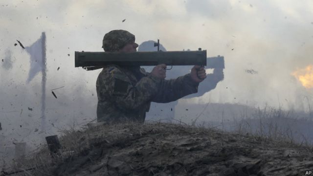 Британский лев питается падалью