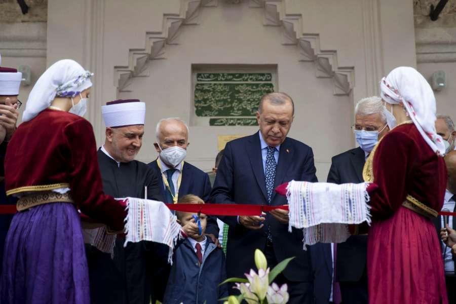 Эрдоган на открывает мечеть в Сараево, август 2021 г.