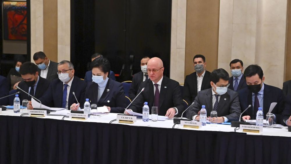 Казахстанская делегация на переговорах Фото primeminister.kz