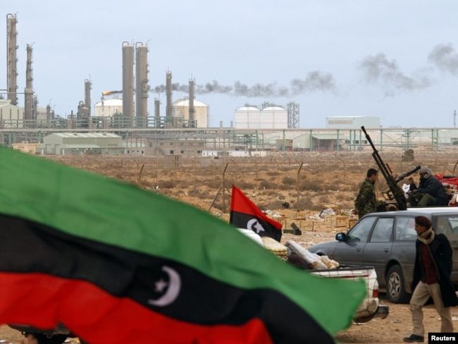 Флаг Королевства Ливия с 1951 по 1969 год. С 2011 года Ливии не стало и под ним воюют разнообразные вооруженные банды