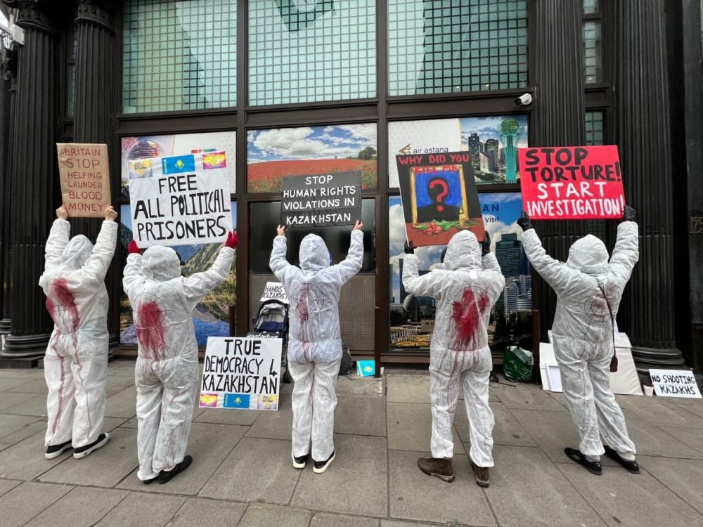 Группа выходцев из Казахстана провела в Лондоне акцию протеста с требованием прекратить репрессии против участников январских событий. Митинг прошёл у Посольства Казахстана в Великобритании.