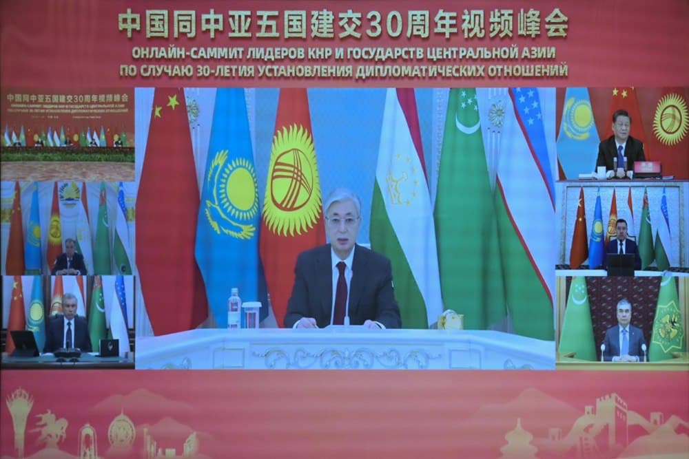 На саммите «Центральная Азия – Китай» председатель КНР Си Цзиньпин заявил, что Китай всегда готов оказать необходимую помощь Казахстану в деле борьбы с терроризмом. 