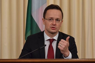 Министр иностранных дел и внешней торговли Венгрии Петер Сийярто