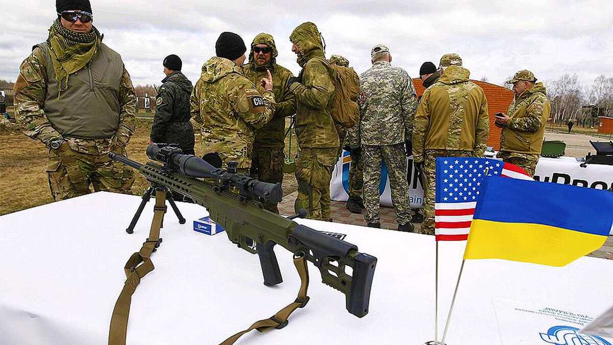 Американские инструкторы обучают украинцев пользоваться оружием из США
