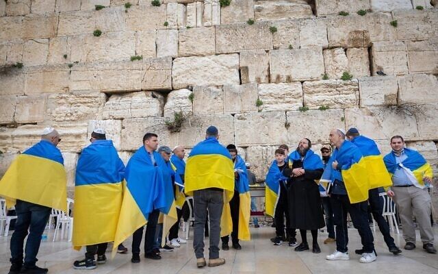 Евреи – выходцы из Украины на молебне у Стены плача