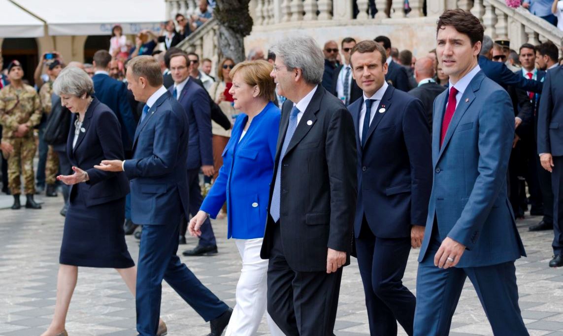 События в международной жизни. Встреча большой семерки в Версале. G7 США И шестёрки. Большая семерка 2008 год в Питере. Саммит большой восьмерки в Ханты-Мансийске.