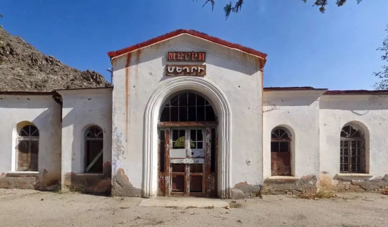 Железнодорожная станция в Мегри после  1991 года