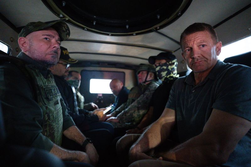 Боевики Blackwater и их предподитель Эрик Принс на пути в Эквадор