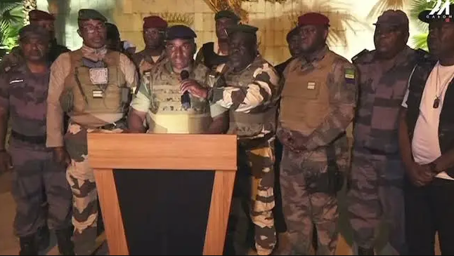 Военные Габона, убравшие Али Бонго