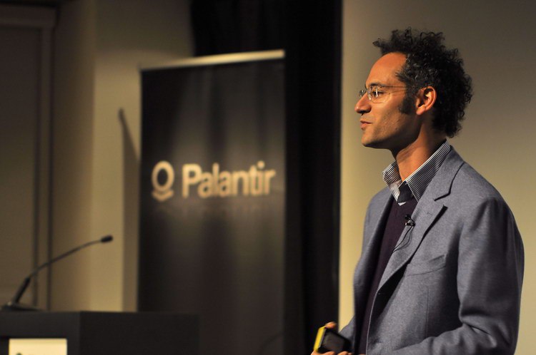 Франция отдала свой технологический суверенитет заокеанским могильщикам Европы