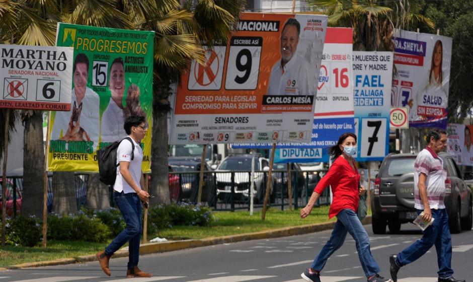 Всеобщие выборы в Перу отличались хаотическими телодвижениями и многоцветьем политических партий