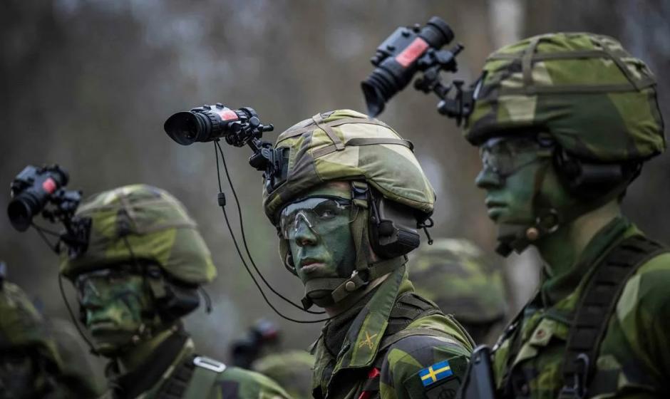 Швеция превратилась в военный придаток США