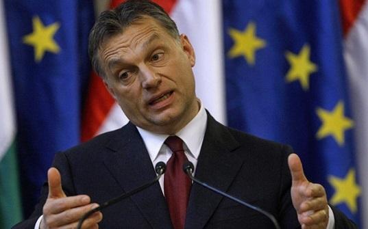 Приём мигрантов в Венгрии оппозиция обернула против Орбана