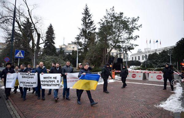 Майдан гастролирует в Польше