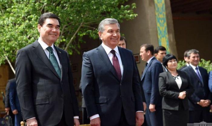 Главным итогом триумфального (как его назвали в Ташкенте) визита президента Туркменистана Гурбангулы Бердымухамедова в Узбекистан 23-24 апреля стало предложение создать некий совещательный орган (совет), объединяющий глав государств Центральной Азии.