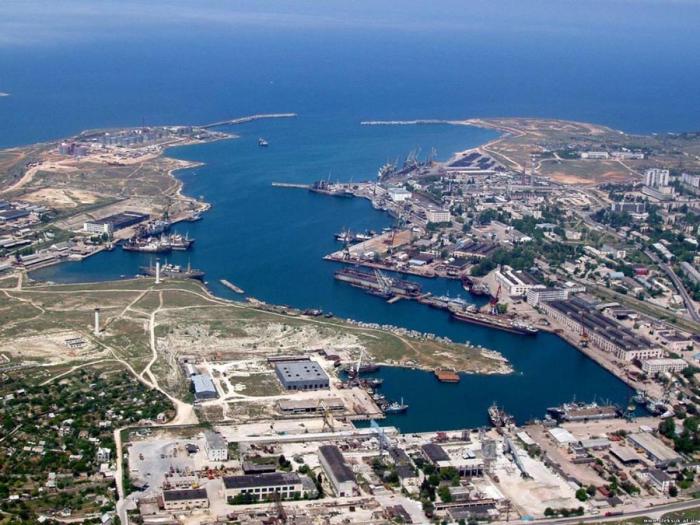 Севастопольский морской торговый порт