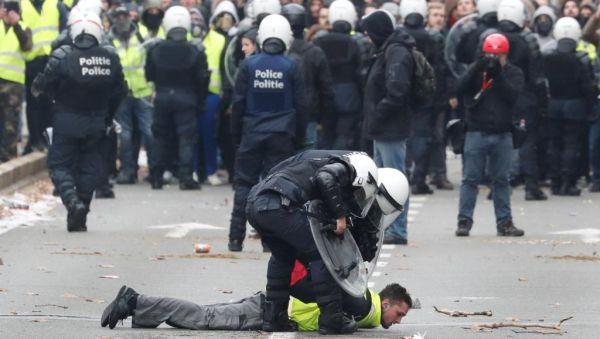 Волна социальных протестов перекинулась из Франции на Бельгию