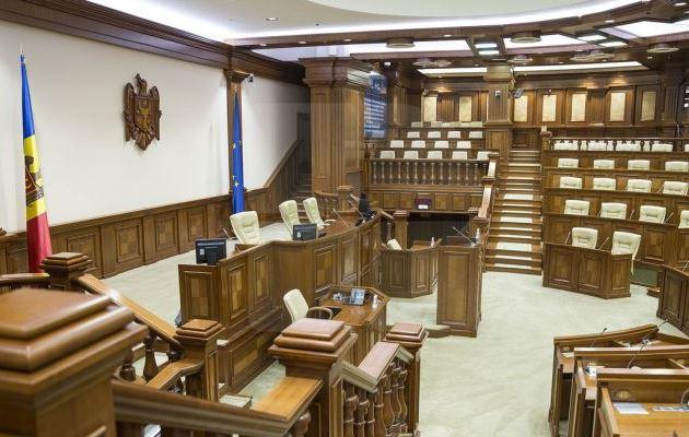 Пустой зал для заседаний парламента Молдовы