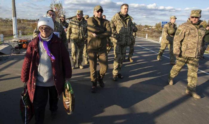 Разведение сил на Донбассе срывается