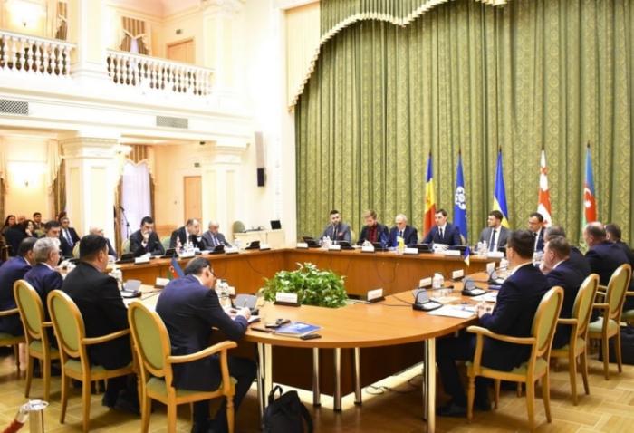 В Киеве страны ГУАМ договорились создать зону свободной торговли и транспортные коридоры