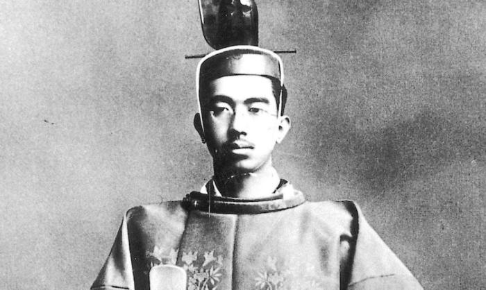 Император Хирохито, 1945 год