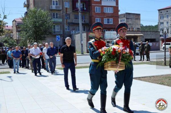 В Цхинвале вспоминали погибших в Августовской войне 2008 года