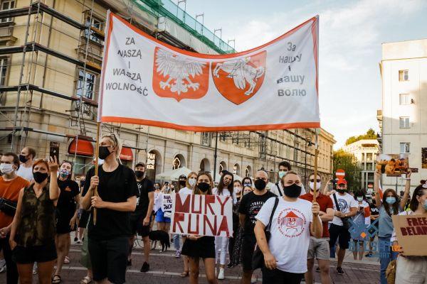 Польша подстрекает белорусов к выступлениям против Лукашенко