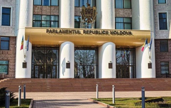 Аграрный кризис примирил молдавский парламент