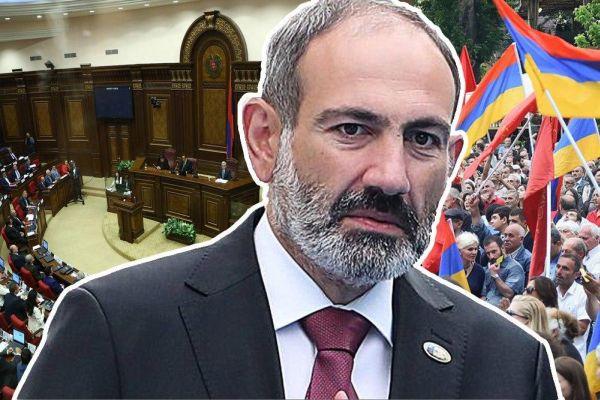 Оппозиция в Армении призывает к смене правительства