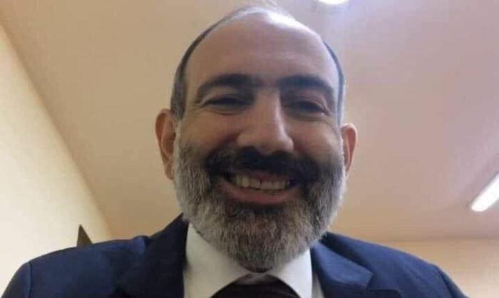 Никола Пашиняна в Армении многие обвиняют в сдаче Республики Арцах